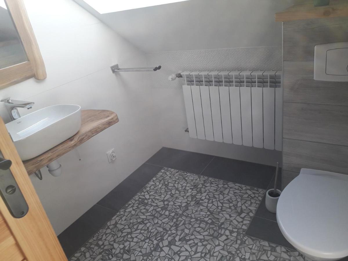 Jaskowa Chata Bieszczady Apartament Z Basenem Baligród Exterior foto
